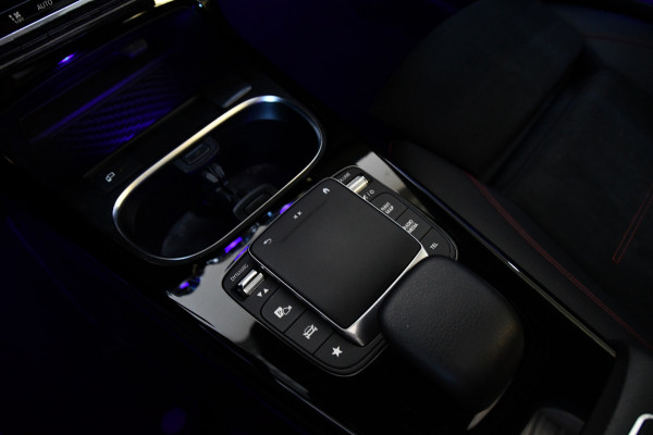 Mercedes-Benz A-Klasse 250 Premium Plus, Burmester, Schuifkantel, Sfeerverlichting