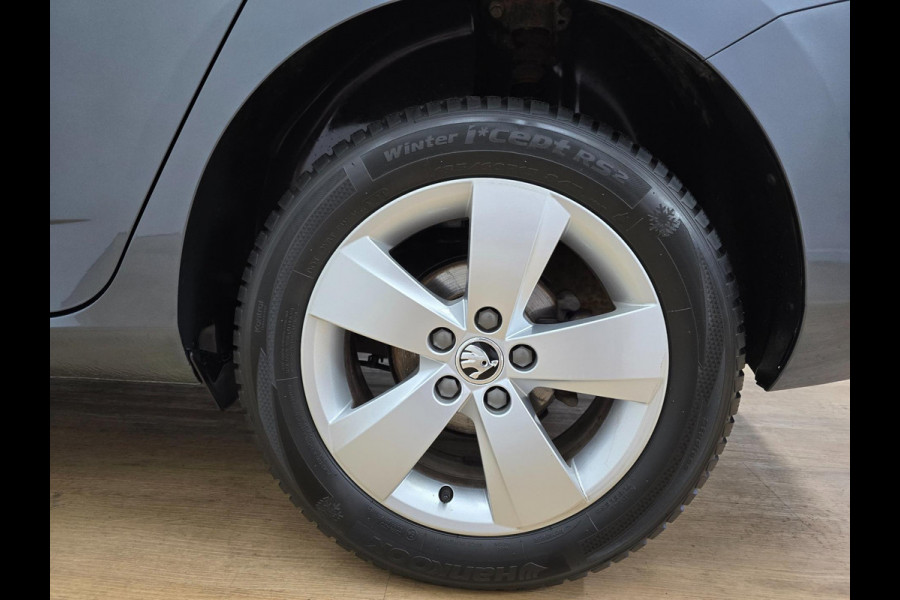 Škoda Fabia Combi Occasion met airco en isofix | Tweedehands Skoda Fabia kleine stationwagen in antracietgrijs | Sportvelgen