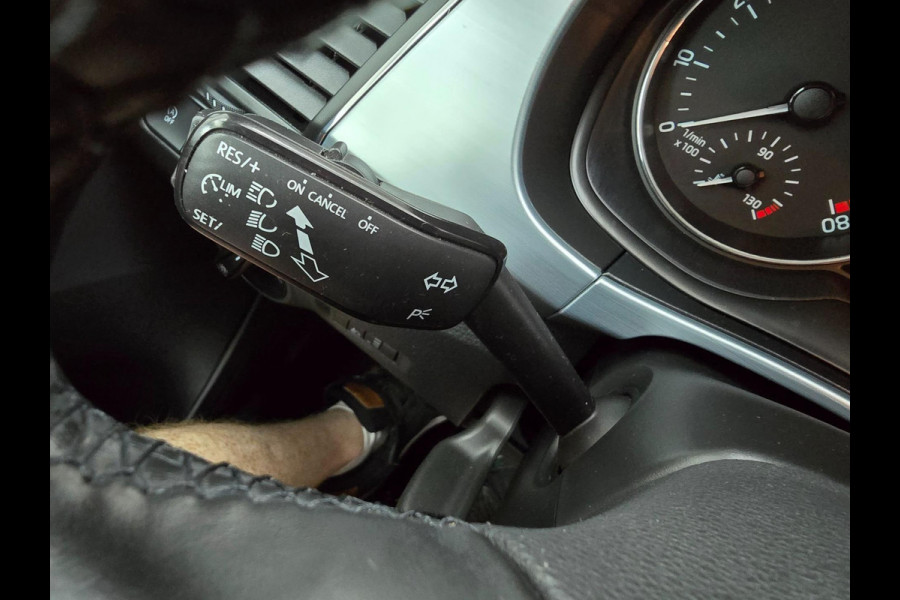Škoda Fabia Combi Occasion met airco en isofix | Tweedehands Skoda Fabia kleine stationwagen in antracietgrijs | Sportvelgen