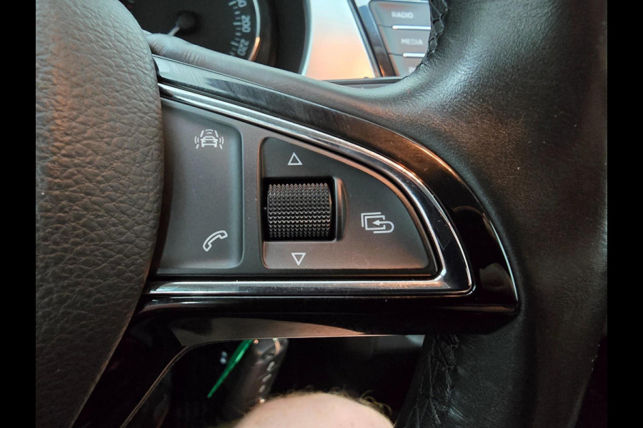 Škoda Fabia Combi Occasion met airco en isofix | Tweedehands Skoda Fabia kleine stationwagen in antracietgrijs | Sportvelgen