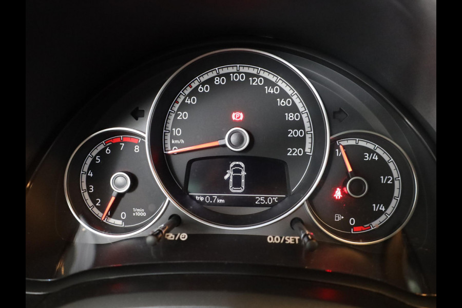 Volkswagen up! 1.0 65 pk | Verlengde garantie | Navigatie via App | Autom. airco | Cruise control | Parkeersensoren achter | Achteruitrijcamera |