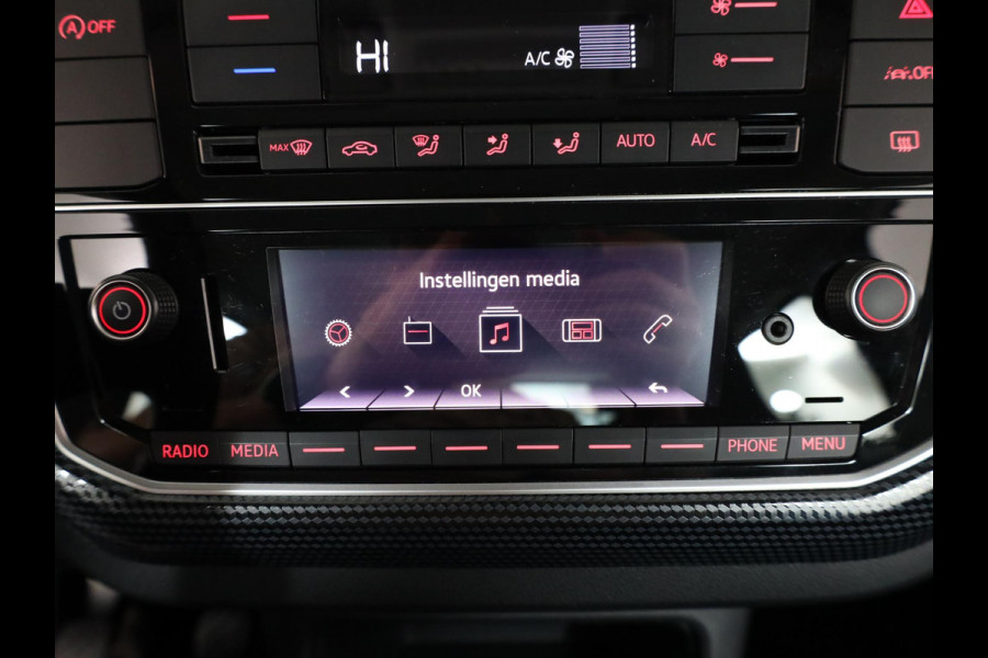 Volkswagen up! 1.0 65 pk | Verlengde garantie | Navigatie via App | Autom. airco | Cruise control | Parkeersensoren achter | Achteruitrijcamera |