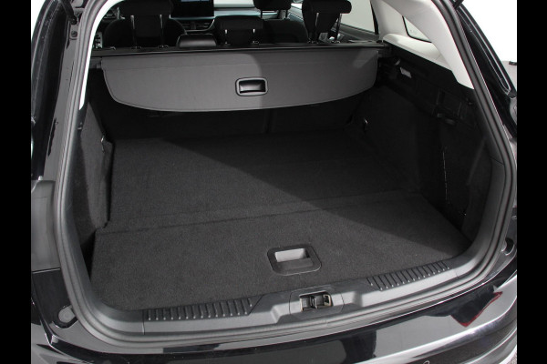 Ford FOCUS Wagon 1.0 EcoBoost 155pk Automaat Hybrid Active X Navigatie Climate Control Camera Parkeer sensoren B&O Dab Led Lichtmetalen velgen