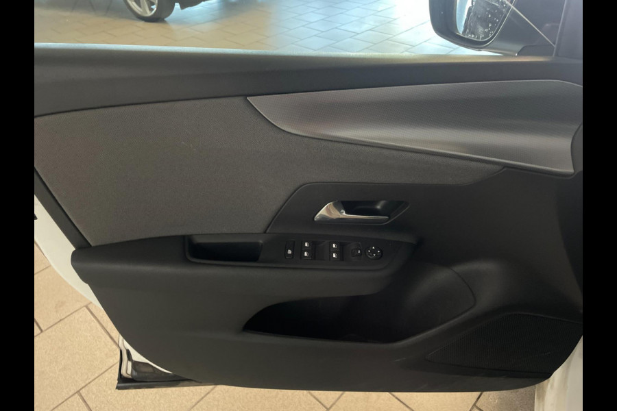 Opel Mokka 1.2 Edition 100PK AIRCO NAVI CRUISE APPLE CARPLAY ANDROID AUTO CAMERA STOELVER STUURVERW PDC NIEUWSTAAT