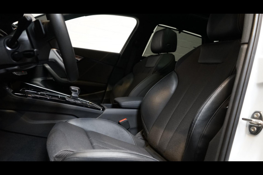 Audi A4 Avant 40 TFSI Quattro Black Optik 3x S-Line AUTOMAAT-ACC-BANG&OLUFSEN-CAMERA-CARPLAY-KEYLESS-MATRIX LED-PANORAMA-VIRTUEEL