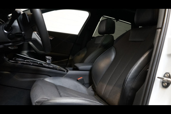 Audi A4 Avant 40 TFSI Quattro Black Optik 3x S-Line AUTOMAAT-ACC-BANG&OLUFSEN-CAMERA-CARPLAY-KEYLESS-MATRIX LED-PANORAMA-VIRTUEEL