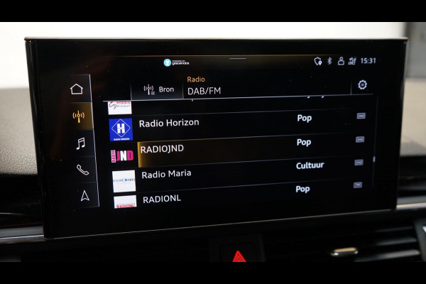 Audi A4 Avant 40 TFSI Quattro Black Optik 3x S-Line AUTOMAAT-ACC-BANG&OLUFSEN-CAMERA-CARPLAY-KEYLESS-MATRIX LED-PANORAMA-VIRTUEEL