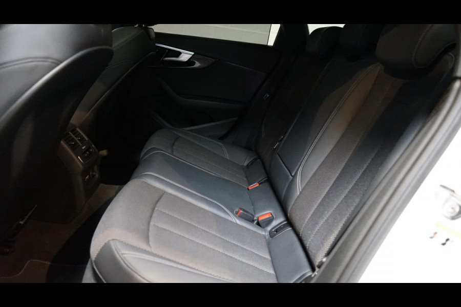 Audi A4 Avant 40 TFSI Quattro Black Optik 3x S-Line AUTOMAAT-ACC-BANG&OLUFSEN-CAMERA-CARPLAY-KEYLESS-MATRIX LED-PANORAMA-VIRTUEEL