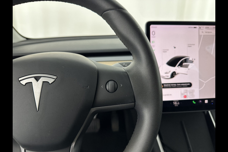 Tesla Model 3 Standard RWD Plus 60 kWh [ 3-Fase ] (INCL-BTW) Aut. *PANO | AUTO-PILOT | LUXURY-LEATHER | KEYLESS | FULL-LED | MEMORY-PACK | SURROUND-VIEW | DAB | CARPLAY | DIGI-COCKPIT | LANE-ASSIST | COMFORT-SEATS | 18"ALU*