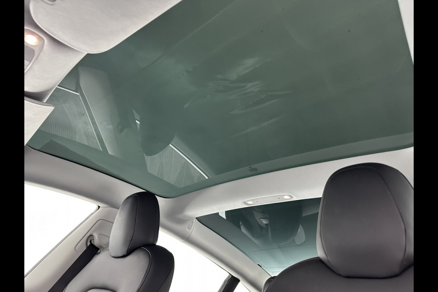 Tesla Model 3 Standard RWD Plus 60 kWh [ 3-Fase ] (INCL-BTW) Aut. *PANO | AUTO-PILOT | LUXURY-LEATHER | KEYLESS | FULL-LED | MEMORY-PACK | SURROUND-VIEW | DAB | CARPLAY | DIGI-COCKPIT | LANE-ASSIST | COMFORT-SEATS | 18"ALU*