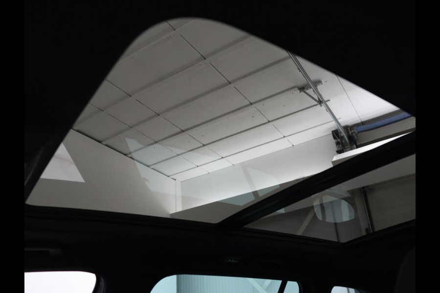 Škoda Superb 1.4 TSI iV Sportline | Panoramadak | Stoelverwarming | Adaptive cruise | Alcantara | Sfeerverlichting | Camera | Virtual Cockpit | Matrix LED | PHEV | Plug In
