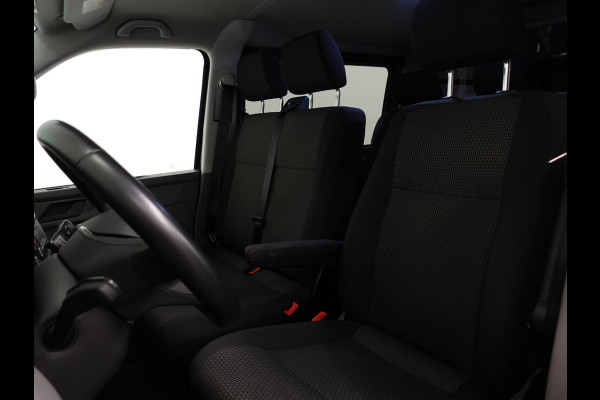 Volkswagen Transporter 2.0 TDI L2H1 Dubbele Cabine Highline Automaat Volkswagen Transporter 2.0 TDI L2H1 28 Highline Aut. Dubbele cabine