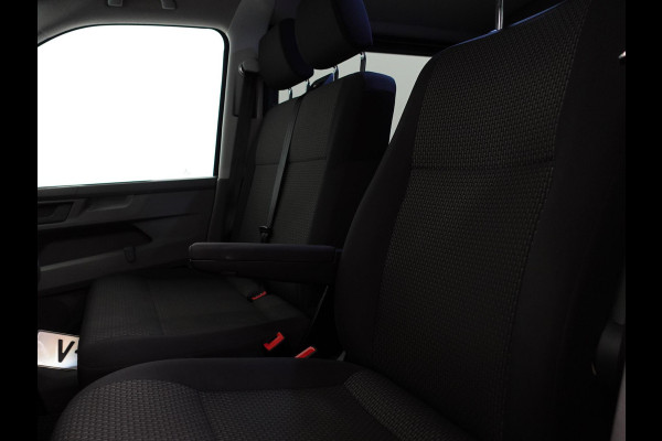 Volkswagen Transporter 2.0 TDI L2H1 Dubbele Cabine Highline Automaat Volkswagen Transporter 2.0 TDI L2H1 28 Highline Aut. Dubbele cabine