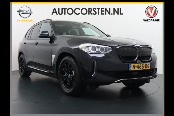 BMW iX3 Executive 80kWhPanoramadak Leer+Verwarmd+Memory Adaptieve LEDApple Carplay Android Auto Trekhaak Pdc Camera DAB Live Cockpit Pro Lmv Elek.Achterklep Regen-Lichtsensor Achteruitrij-assistent 1e Eigenaar Origineel Nederlands Nieuwprijs €68.172,-