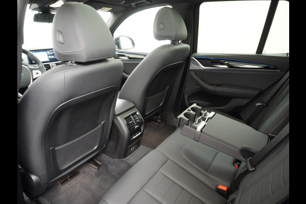 BMW iX3 Executive 80kWhPanoramadak Leer+Verwarmd+Memory Adaptieve LEDApple Carplay Android Auto Trekhaak Pdc Camera DAB Live Cockpit Pro Lmv Elek.Achterklep Regen-Lichtsensor Achteruitrij-assistent 1e Eigenaar Origineel Nederlands Nieuwprijs €68.172,-
