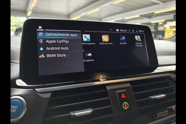BMW iX3 Executive 80kWhPanoramadak Leer+Verwarmd+Memory Adaptieve LEDApple Carplay Android Auto Trekhaak Pdc Camera DAB Live Cockpit Pro Lmv Elek.Achterklep Regen-Lichtsensor Achteruitrij-assistent 1e Eigenaar Origineel Nederlands Nieuwprijs €68.172,-