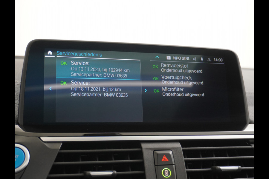 BMW iX3 Executive 80kWhPanoramadak Leer+Verwarmd+Memory Adaptieve LEDApple Carplay Android Auto Trekhaak Pdc Camera DAB Live Cockpit Pro Lmv Elek.Achterklep Regen-Lichtsensor Achteruitrij-assistent 1e Eigenaar Origineel Nederlands Nieuwprijs €68.172,-