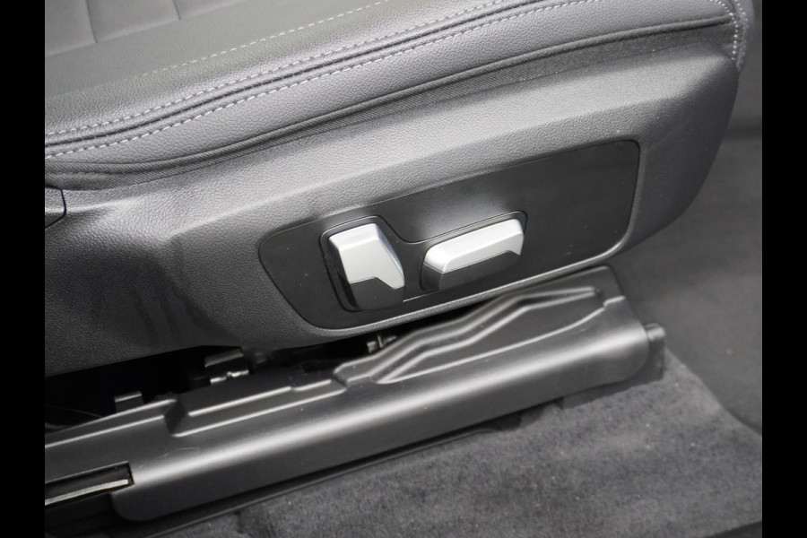 BMW iX3 Executive 80kWhPanoramadak Leer+Verwarmd+Memory Adaptieve LEDApple Carplay Android Auto Trekhaak Pdc Camera DAB Live Cockpit Pro Lmv Elek.Achterklep Regen-Lichtsensor Achteruitrij-assistent 1e Eigenaar Origineel Nederlands Nieuwprijs €68.172,-