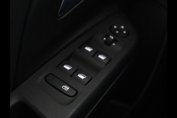 Opel CORSA-E Elegance 50 kWh | 1e eigenaar | Carplay | Navigatie | Full LED | Climate control | Cruise control | Bluetooth