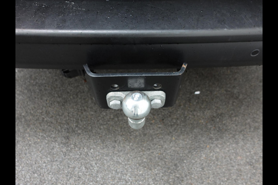 Peugeot Expert 145PK Automaat L3 Trekhaak Navigatie parkeersensoren airco 3 zits cruise control