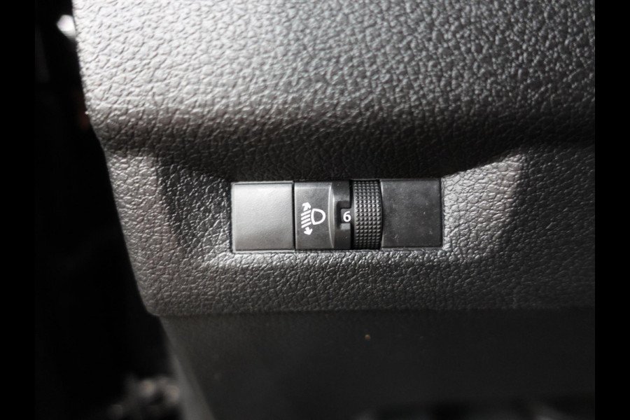Peugeot Expert 145PK Automaat L3 Trekhaak Navigatie parkeersensoren airco 3 zits cruise control