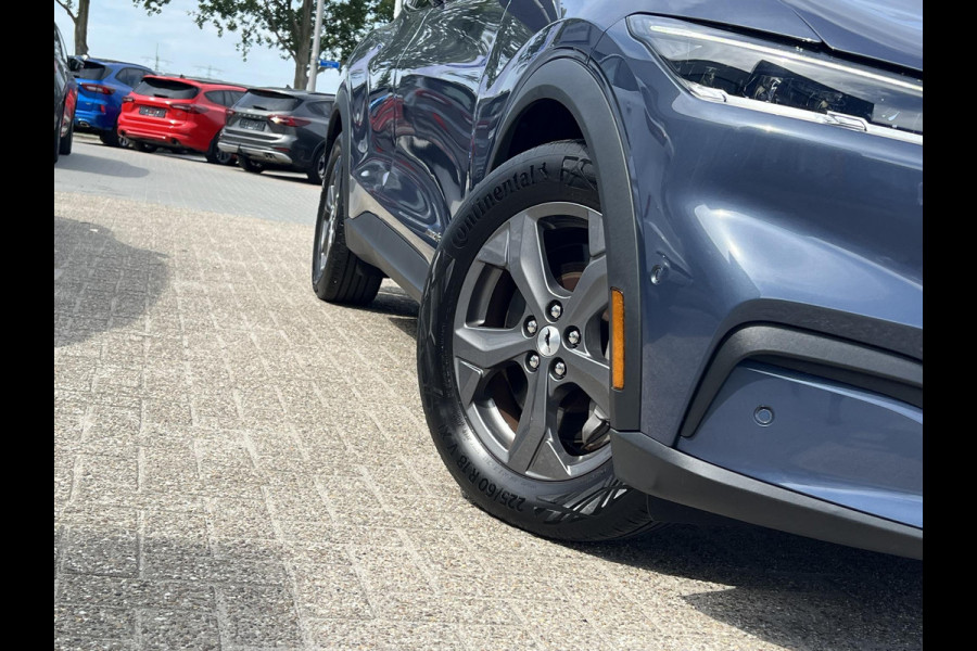 Ford Mustang Mach-E RWD 75 kWh 260pk | Technology Pack + | Panoramadak | Trekhaak afneembaar