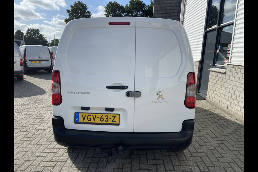 Peugeot Partner 1.5 BlueHDI Premium / vaste prijs rijklaar € 12.750 ex btw / lease vanaf € 215 / euro 6 diesel / bpm vrij / airco / cruise / trekhaak / schuifdeur !