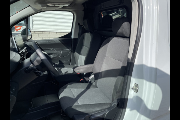 Peugeot Partner 1.5 BlueHDI Premium / vaste prijs rijklaar € 12.750 ex btw / lease vanaf € 215 / euro 6 diesel / bpm vrij / airco / cruise / trekhaak / schuifdeur !