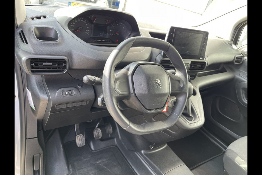 Peugeot Partner 1.5 BlueHDI Premium / vaste prijs rijklaar € 12.750 ex btw / lease vanaf € 215 / euro 6 diesel / bpm vrij / airco / cruise / trekhaak / schuifdeur !