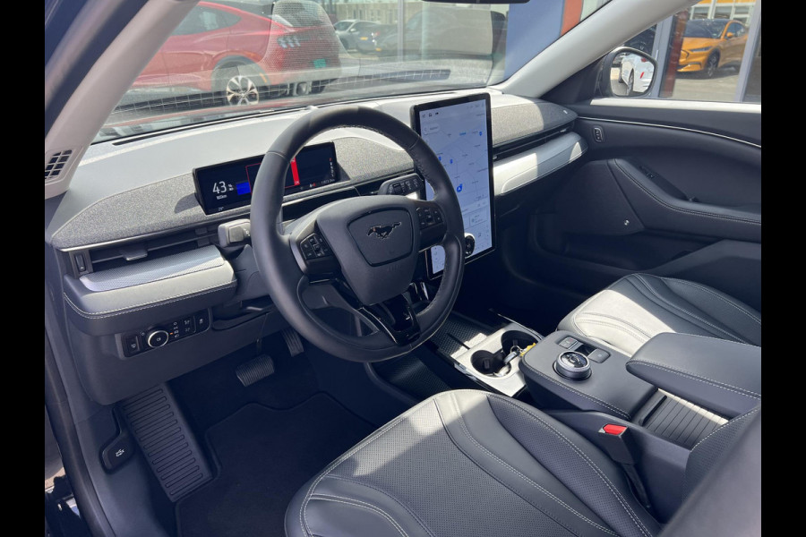 Ford Mustang Mach-E RWD 75 kWh 269pk | Technology Pack + | Adaptieve cruise | Winterpack |