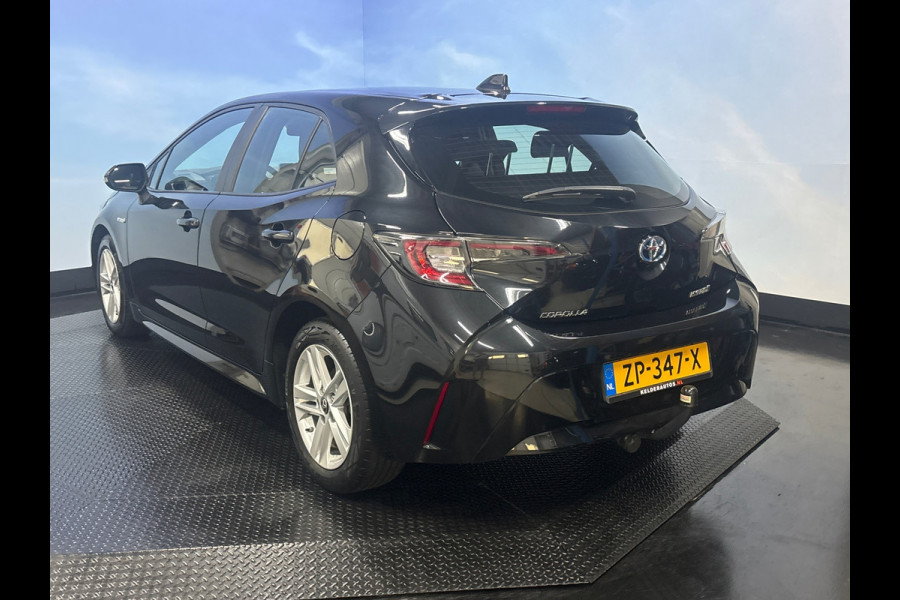 Toyota Corolla 1.8 Hybrid Active Camera, Trekhaak, Carplay
