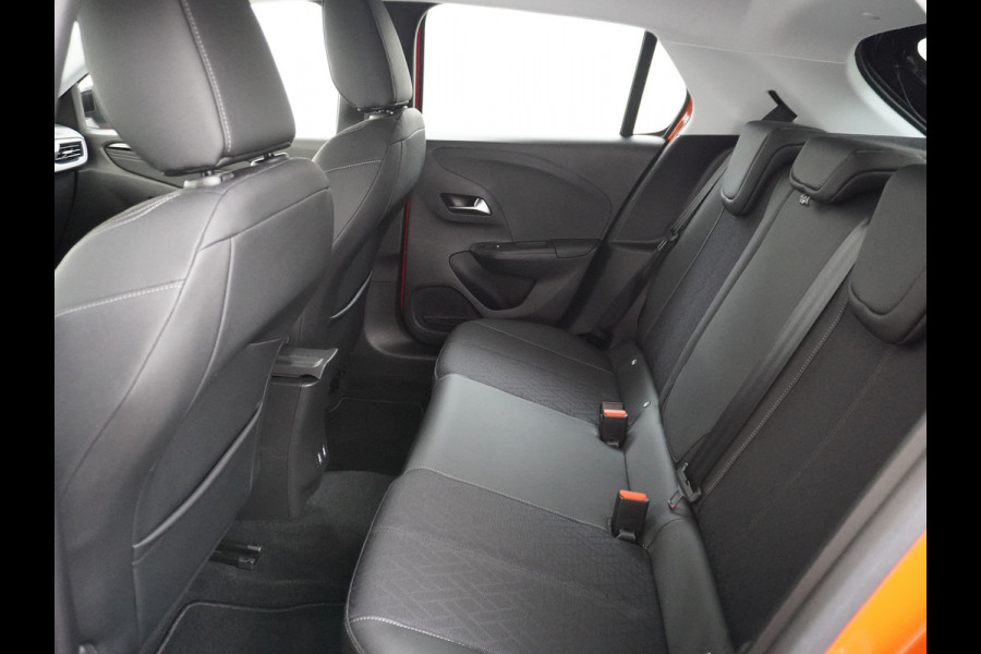 Opel CORSA-E 50kWh AUT. Innovation Navi 17" Apple Carplay Android Auto Opel Connect KeylessEcc PDC Verkeersbord detectie Cruise Control Two-T Winter-Pakket Premium-Pakket Led Lmv Rijstrooksensor Origineel Nederlandse Auto Dealeronderhouden 1e Eigenaar