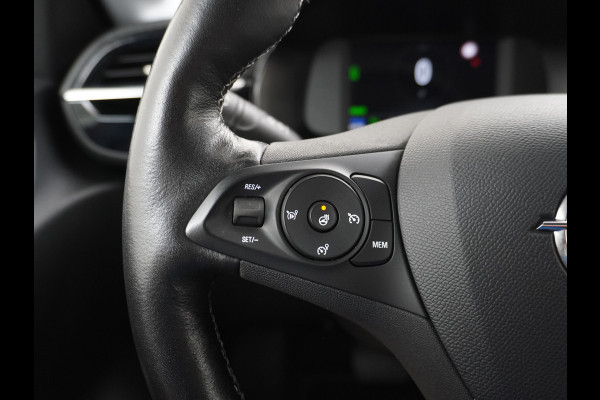 Opel CORSA-E 50kWh AUT. Innovation Navi 17" Apple Carplay Android Auto Opel Connect KeylessEcc PDC Verkeersbord detectie Cruise Control Two-T Winter-Pakket Premium-Pakket Led Lmv Rijstrooksensor Origineel Nederlandse Auto Dealeronderhouden 1e Eigenaar