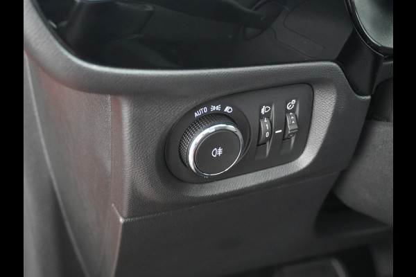 Opel CORSA-E 50kWh AUT. Innovation Navi 17" Apple Carplay Android Auto Opel Connect KeylessEcc PDC Verkeersbord detectie Cruise Control Two-T Winter-Pakket Premium-Pakket Led Lmv Rijstrooksensor Origineel Nederlandse Auto Dealeronderhouden 1e Eigenaar