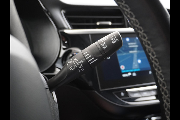 Opel CORSA-E 50kWh AUT. Innovation Navi 17" Apple Carplay Android Auto Opel Connect KeylessEcc PDC Verkeersbord detectie Cruise Control Two-T Winter-Pakket Premium-Pakket Led Lmv Rijstrooksensor Origineel Nederlandse Auto Dealeronderhouden 1e Eigenaar