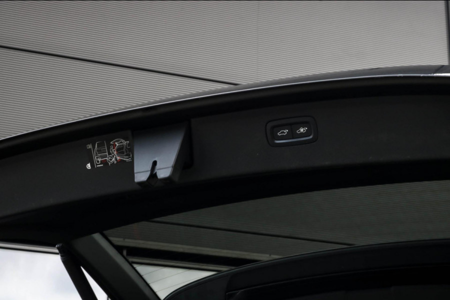 Volvo XC90 2.0 T8 Recharge AWD R-Design - PANO - LUCHTVERING - VOL!!!