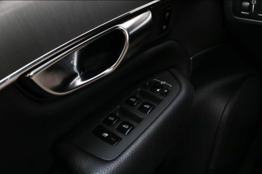 Volvo XC90 2.0 T8 Recharge AWD R-Design - PANO - LUCHTVERING - VOL!!!