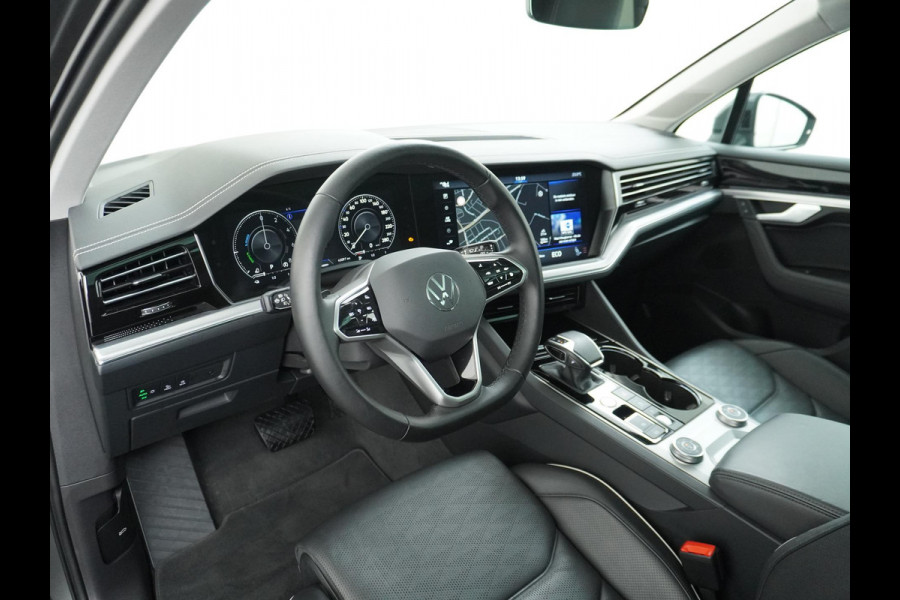 Volkswagen Touareg 3.0 TSi eHybrid 4MOTION Elegance ELEK. TREKHAAK | MEMORY SEAT | 360 CAMERA