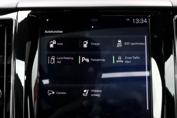 Volvo XC60 2.0 T8 R-Design - PANO - MEMORY - TREKHAAK - VOL!!