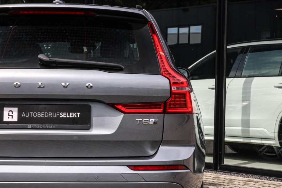Volvo XC60 2.0 T8 R-Design - PANO - MEMORY - TREKHAAK - VOL!!