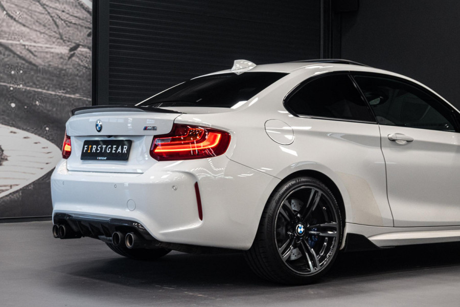 BMW 2 Serie Coupé M2 DCT *M-Performance Uitlaat / Schuif-kanteldak / Harman-Kardon / Carbon in-/exterieur / M-Driver's package*