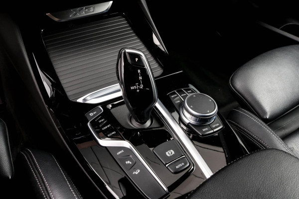 BMW X3 XDrive30e - M-Sport - TREKHAAK - VOLLEDER - HEAD-UP