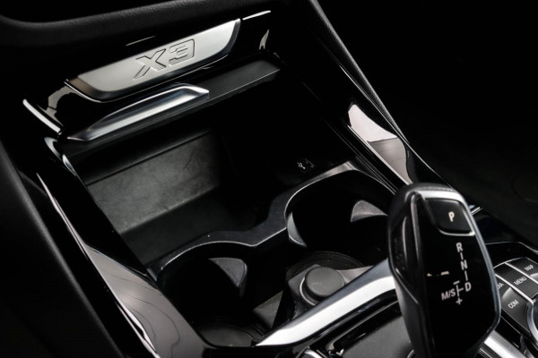 BMW X3 XDrive30e - M-Sport - TREKHAAK - VOLLEDER - HEAD-UP