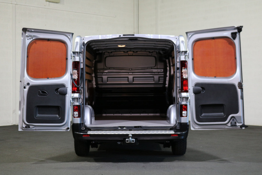 Renault Trafic 2.0 dCi 110pk L2 H1 Airco Navigatie 10dkm