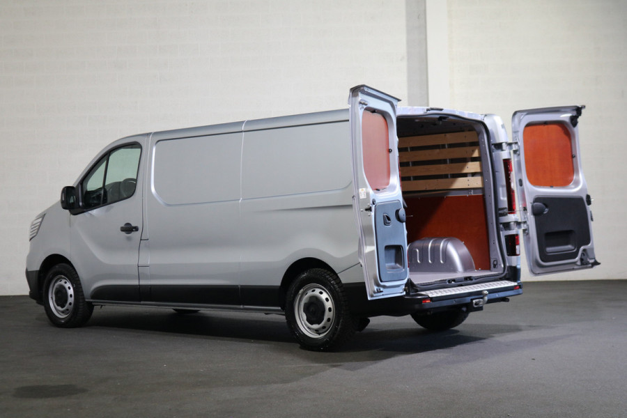Renault Trafic 2.0 dCi 110pk L2 H1 Airco Navigatie 10dkm