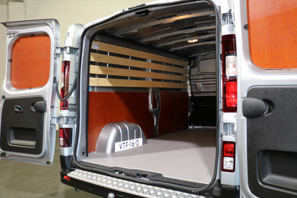 Renault Trafic 2.0 dCi 110pk L2 H1 Airco Navigatie 10dkm