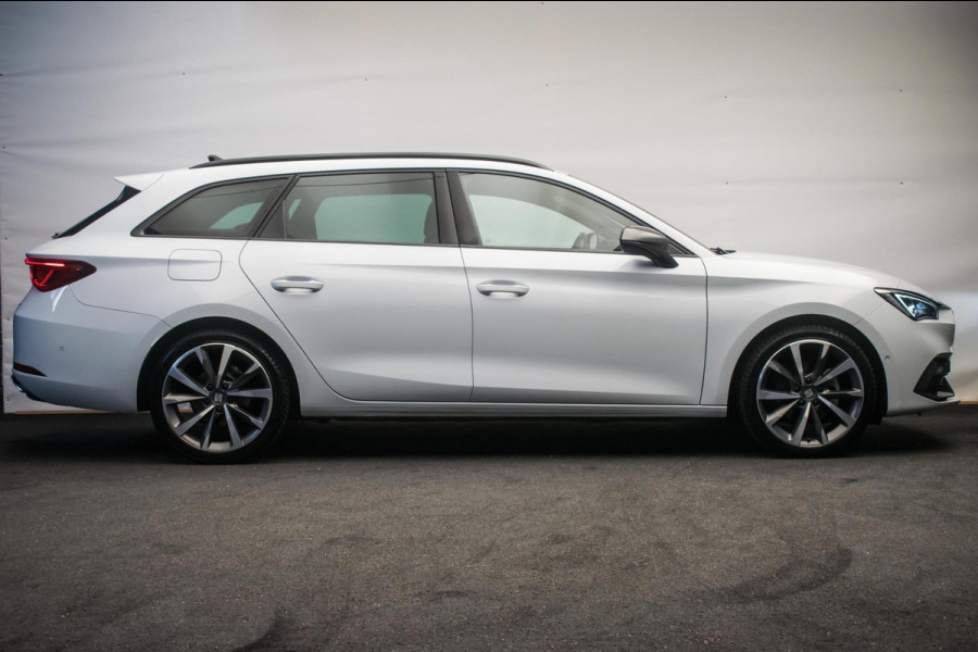 Seat León ST 1.0 eTSI FR Business Intense Automaat [ Full LED Virtual Trekhaak Carplay Sfeerverlichting Camera ]