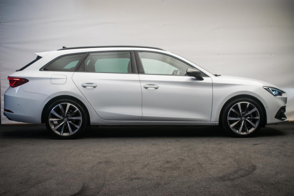 Seat León ST 1.0 eTSI FR Business Intense Automaat [ Full LED Virtual Trekhaak Carplay Sfeerverlichting Camera ]