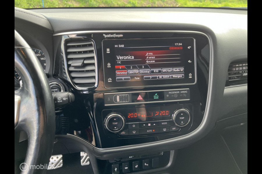 Mitsubishi Outlander 2.4 PHEV S-Edition TREKHAAK CARPLAY