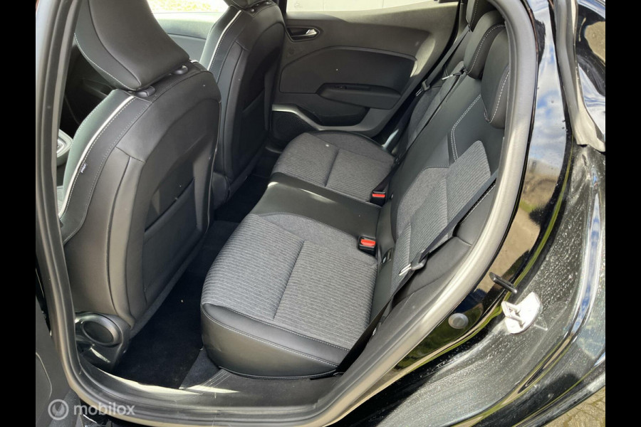 Mitsubishi Colt 1.0T MT First Edition navi cruise control